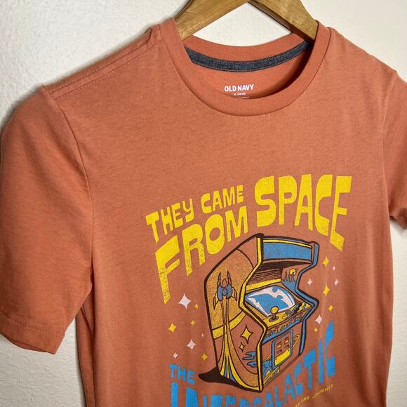 Old Navy Orange Theyb Came From Space Printed Tee XL - Picture 3 of 8